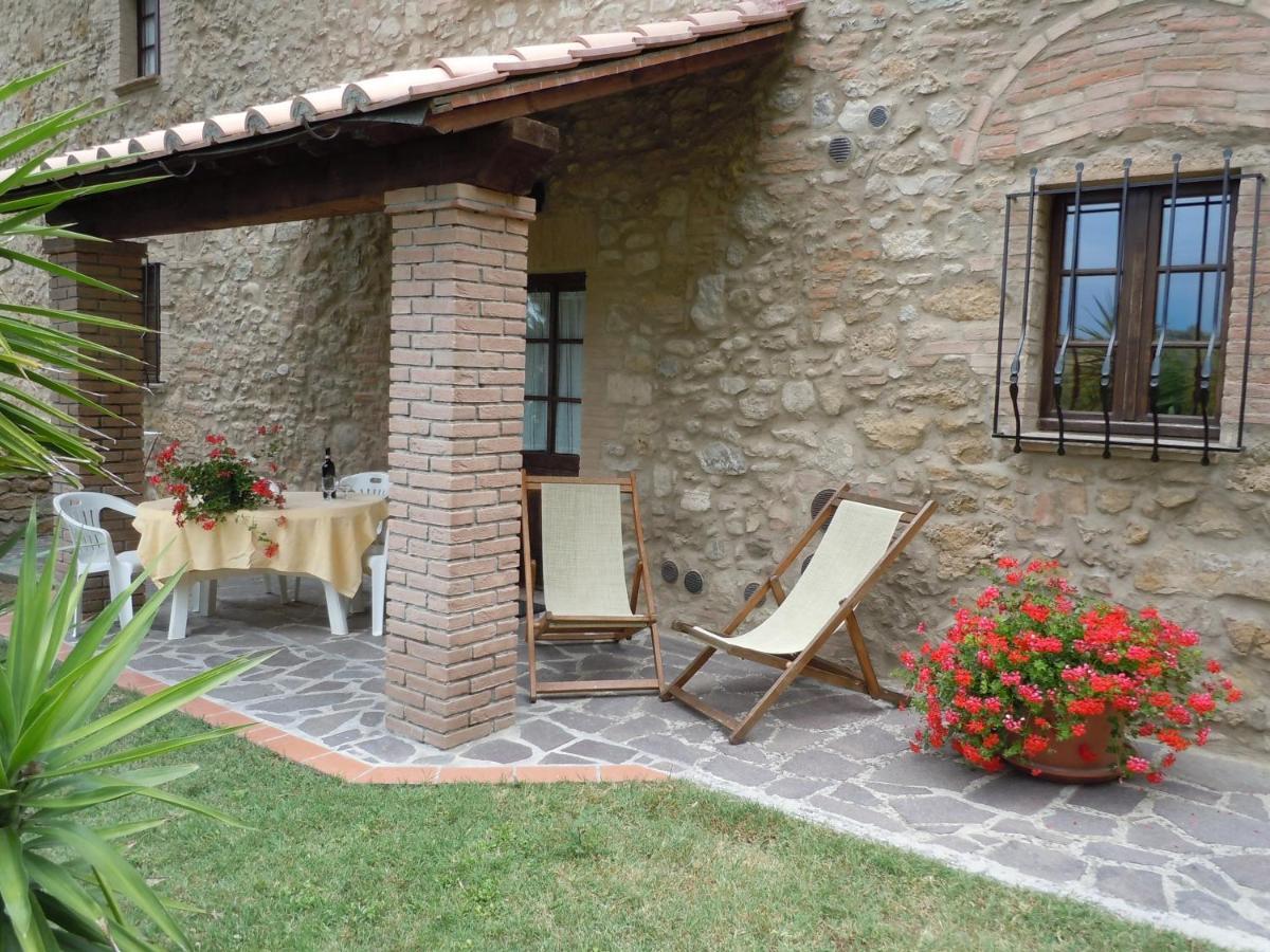 Agriturismo Casale Giulia Вольтерра Екстер'єр фото