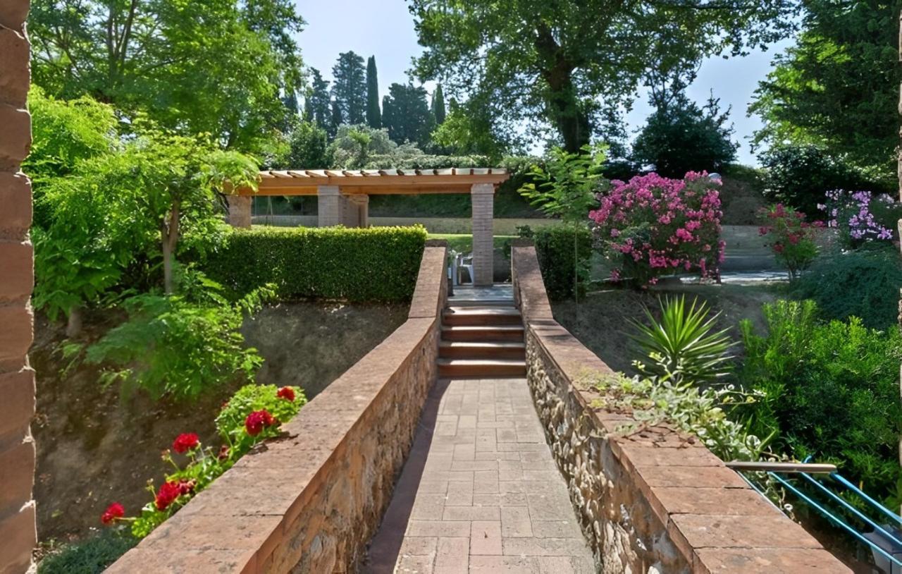 Agriturismo Casale Giulia Вольтерра Екстер'єр фото