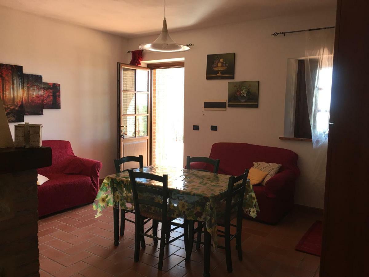 Agriturismo Casale Giulia Вольтерра Екстер'єр фото